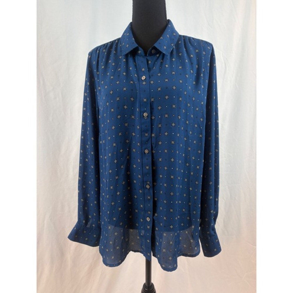 Blue Geometric Medallion Print Long Sleeve‎ Button Up Blouse Collared Top